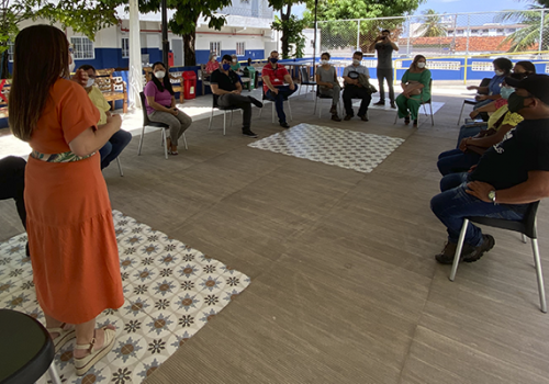 Faculdade Florence promove reunião com moradores de comunidades carentes de SL