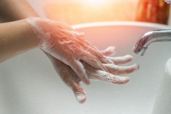 Você sabe a importância de lavar as mãos corretamente?