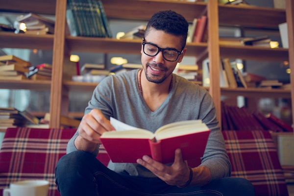 Florence dá dicas para melhorar o hábito da leitura