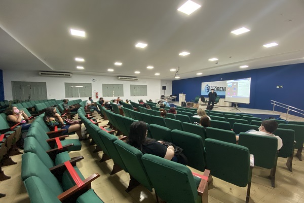 Aula inaugural marca início do curso de Medicina Veterinária da Faculdade Florence