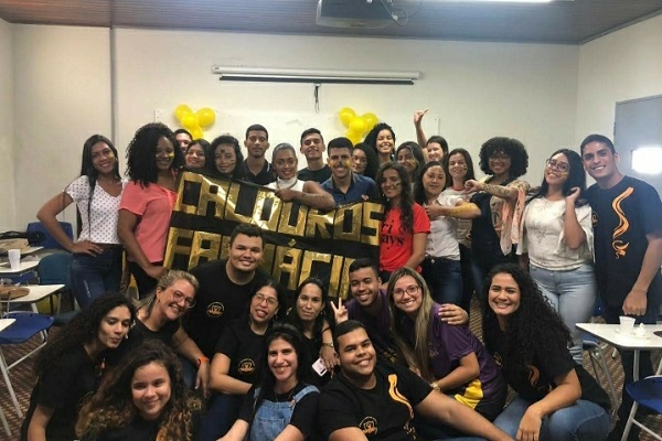 Entenda o papel do Centro Acadêmico de Farmácia da Faculdade Florence