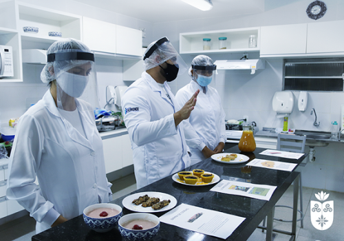 Acadêmicos de Nutrição da Florence elaboram receitas com produtos in natura