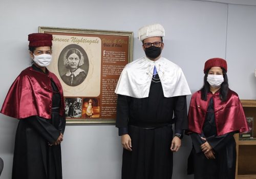 Formandos do curso de Odontologia da Florence têm Colação de Grau antecipada on-line