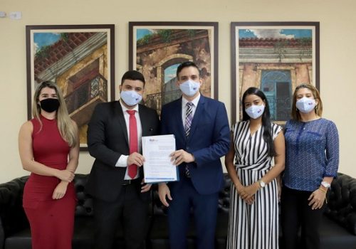 Convênio entre Florence e OAB-MA beneficia recém-formados do curso de Direito