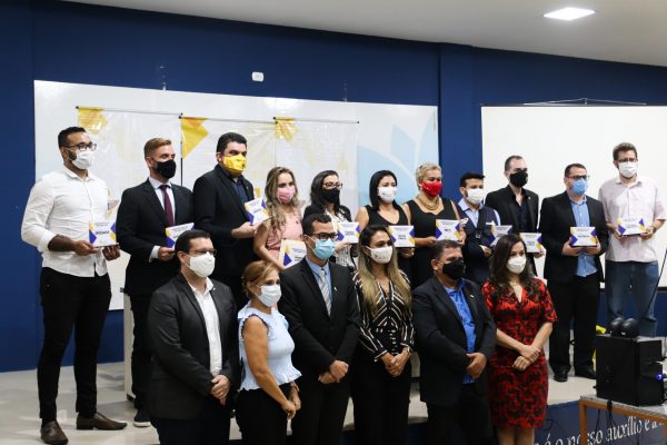 Faculdade Florence sedia plenária do Conselho Regional de Farmácia 