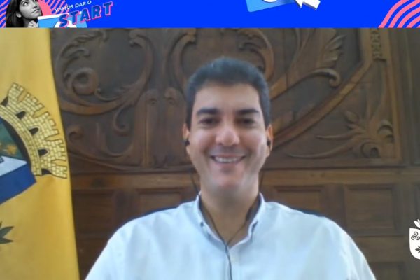 Prefeito Eduardo Braide marca presença em evento da Acolhida da Faculdade Florence