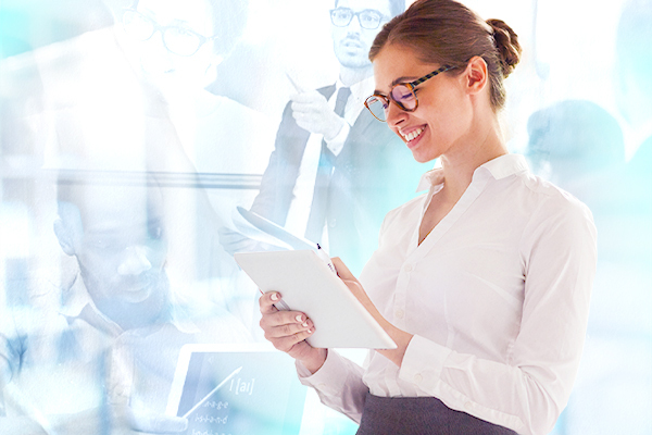 Florence parabeniza todos os profissionais da educação neste 6 de agosto