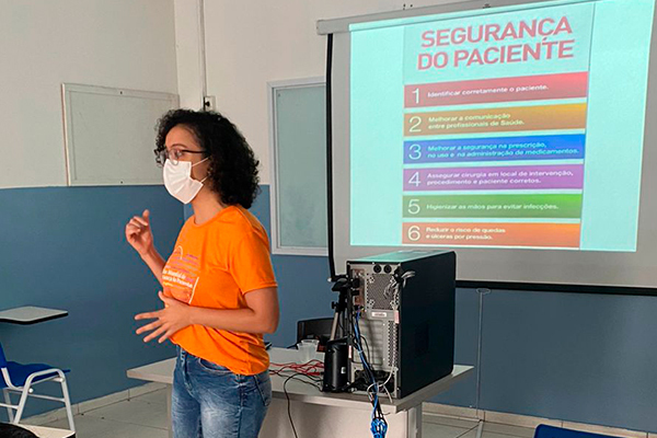 Atuação do enfermeiro na segurança do paciente é tema de palestra na Florence