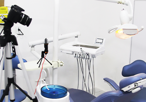 Florence treina docentes para transmissão de procedimentos odontológicos em tempo real