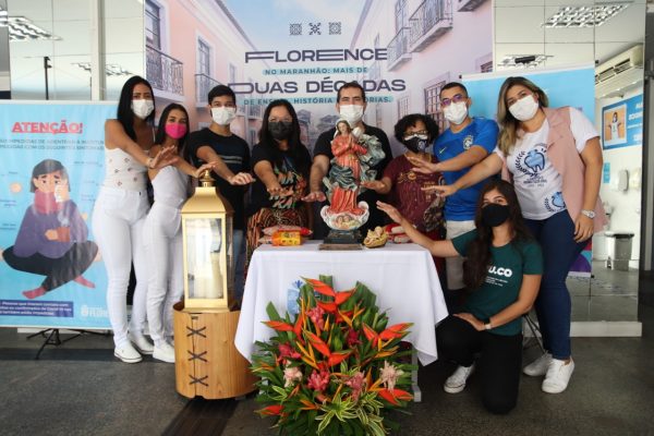 Florence realiza doação de alimentos ao Santuário Nossa Senhora da Conceição 