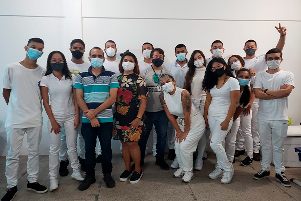 Alunos de Med Vet da Florence participam de visita técnica sobre saúde pública