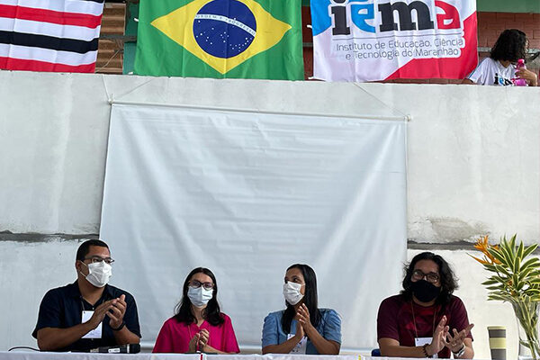 Cursos de Farmácia e Nutrição da Faculdade Florence participam da I Mostra Científica do IEMA