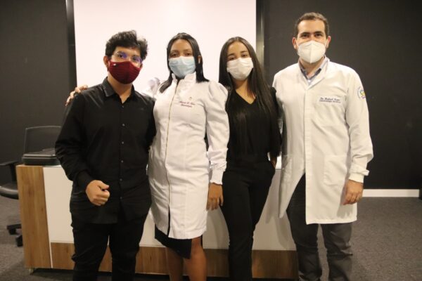 Curso de Odontologia da Florence realiza Cerimônia do Jaleco