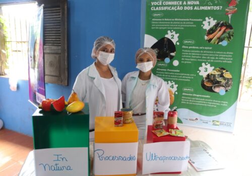 Discentes da Florence participam de ação social na Igreja Nossa Senhora da Vitória