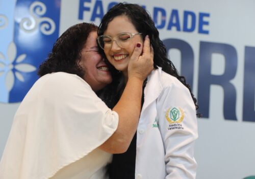Curso de Medicina Veterinária da Florence realiza Cerimônia do Jaleco