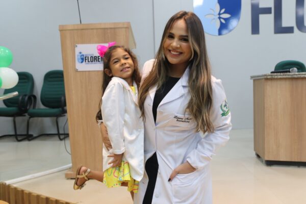 Curso de Biomedicina realiza Cerimônia do Jaleco