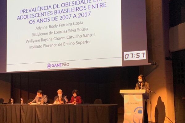Aluna do curso de Nutrição da Florence realiza apresentação no maior congresso de nutrição clínica do Brasil