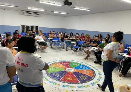 Curso de Enfermagem da Florence realiza atividade de Educação em Saúde sobre prevenção às DSTs