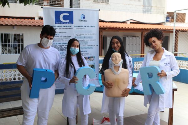 Curso Técnico de Enfermagem promove ação de educação e saúde para comunidade acadêmica da Florence