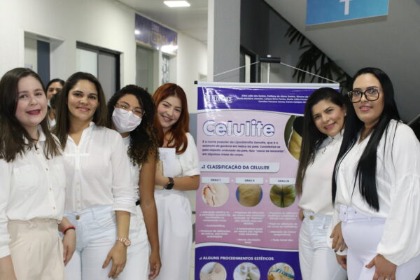 Curso de estética da Florence promove exposição sobre patologias estéticas