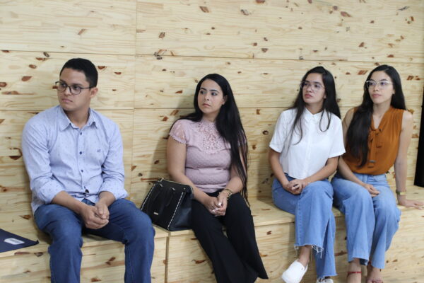 Em parceria com a Farmácia Formulare, Faculdade  Florence promove seletivo com alunos do curso de farmácia