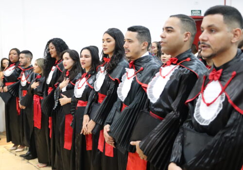 Faculdade Florence celebra colação de grau do curso de Direito