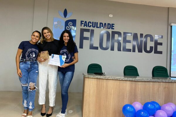 Em alusão ao Março Lilás, Faculdade Florence realizou palestras sobre estratégias de prevenção e fertilidade pós-câncer de colo uterino