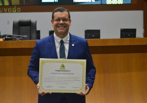 Professor do Curso de Farmácia da Faculdade Florence Recebe o Título de Cidadão Maranhense em Sessão Solene na Assembleia Legislativa do Estado do Maranhão